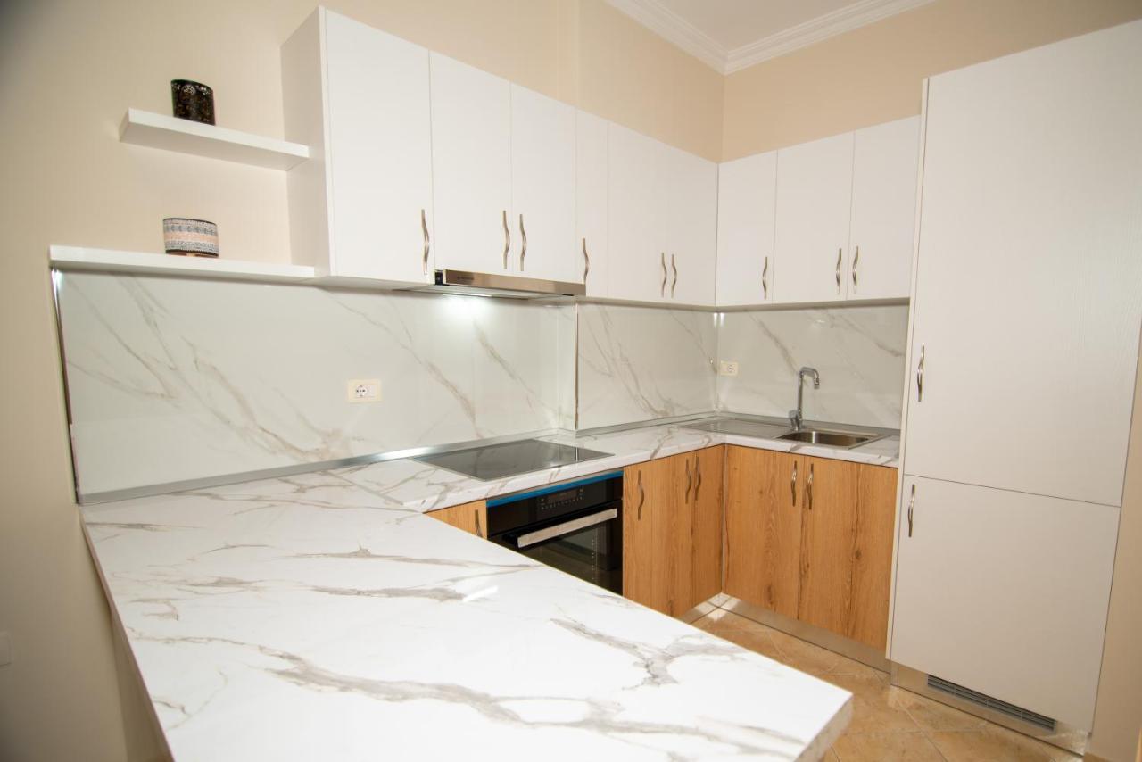 Ami Apartament Vlore Exterior photo