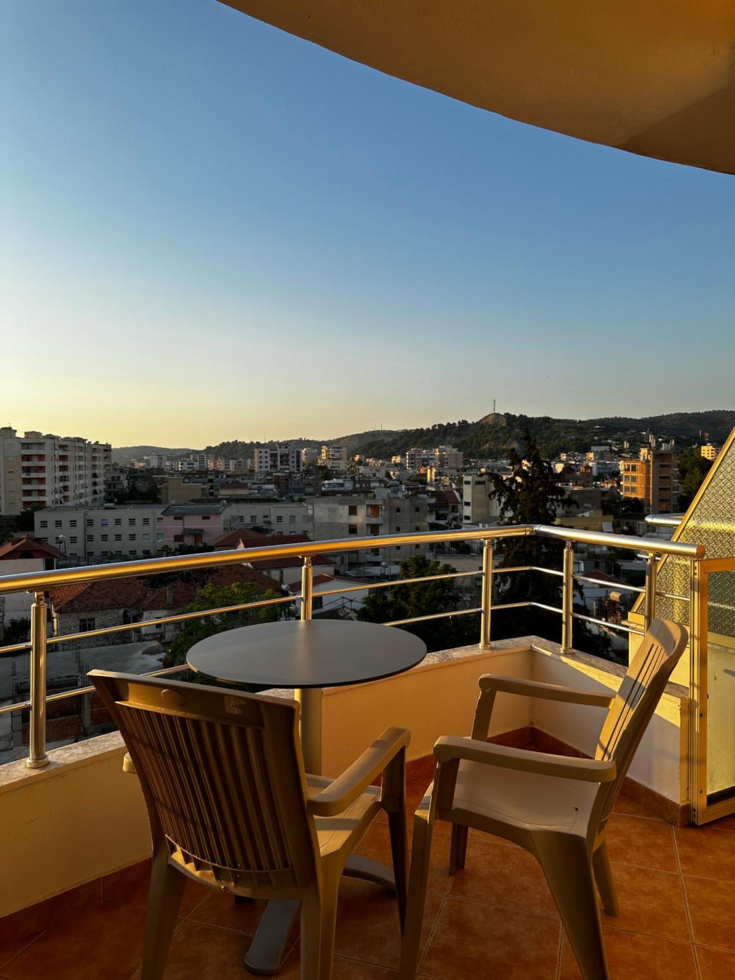 Ami Apartament Vlore Exterior photo